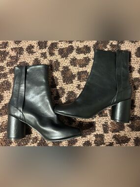 Classic Black Faux Leather Tabi Ankle Boots - Women's Stylish Block Heel
